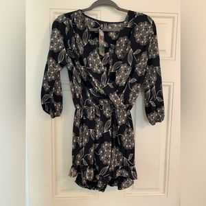 Elevated silky ROMPER looks like mini when worn that is sure to get you noticed.